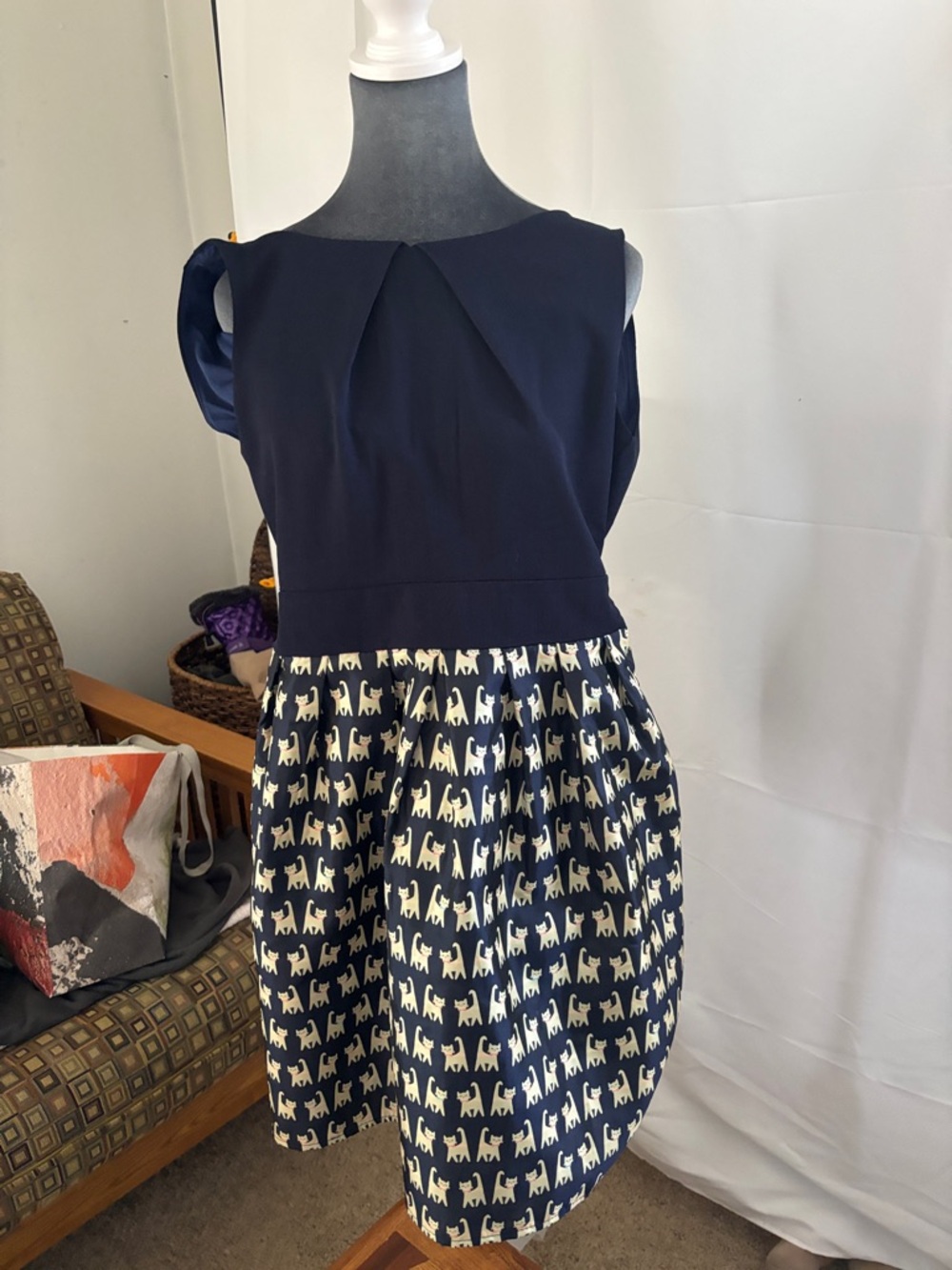 Navy and Cream Pleated Cat Print Dress S